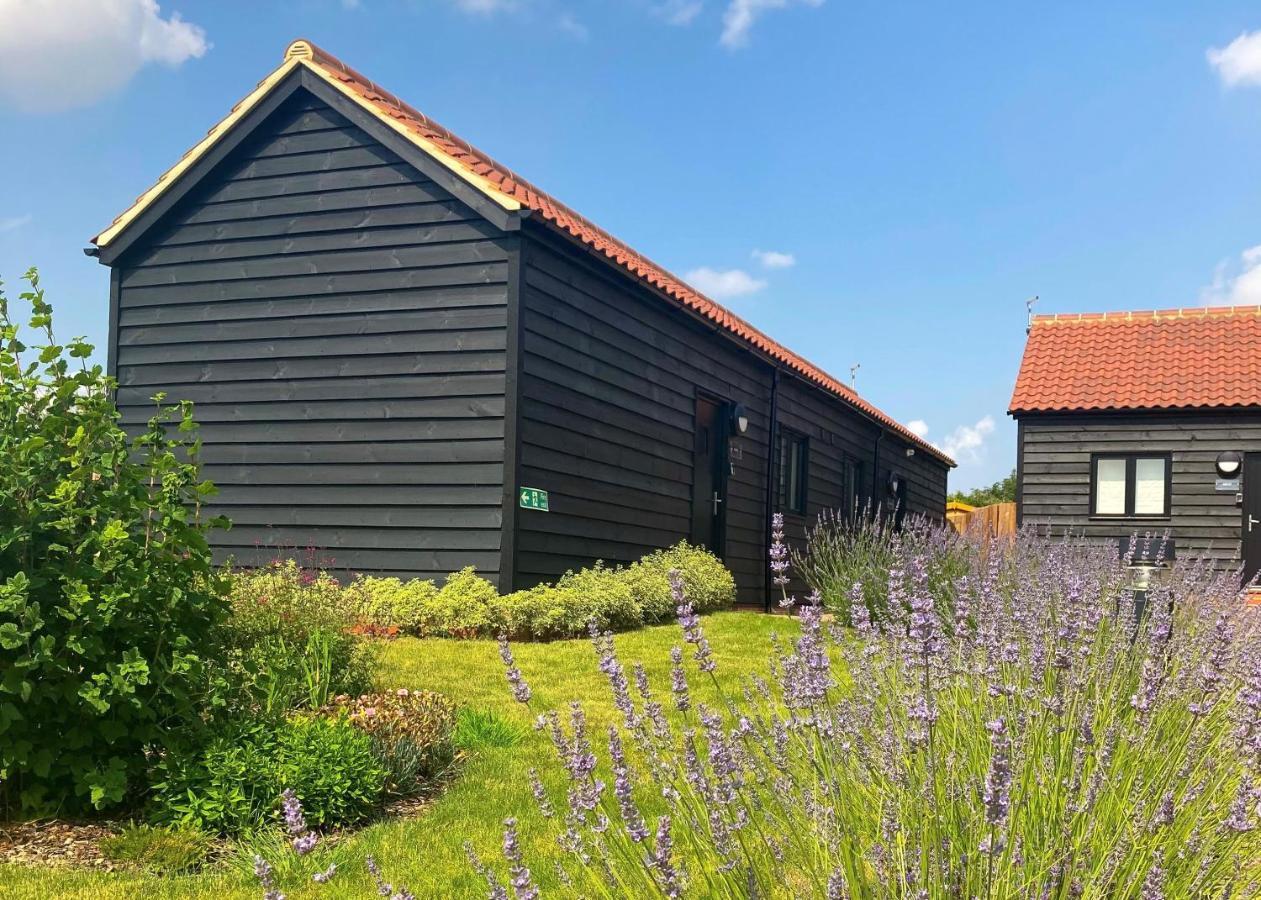 The Yard @ Pringle Farm Villa Great Stukeley Bilik gambar